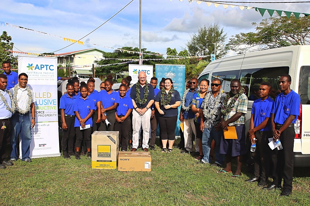 Australian High Commissioner to Solomon Islands, H.E Dr Lachlan Strahan, with national training providers and students at the handover ceremony.